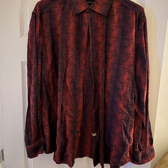 Jhane Barnes Red and Black Casual Button Down Shirt - Picture 1 of 1